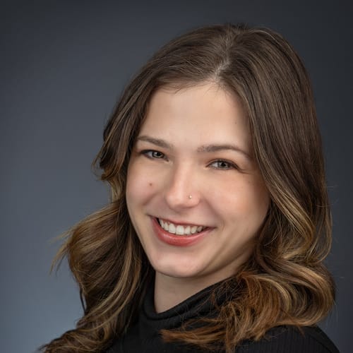 Headshot of Coren Karpati, LCSW