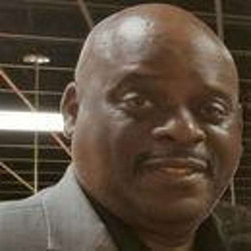 Headshot of Robert Macklin, LCMHC