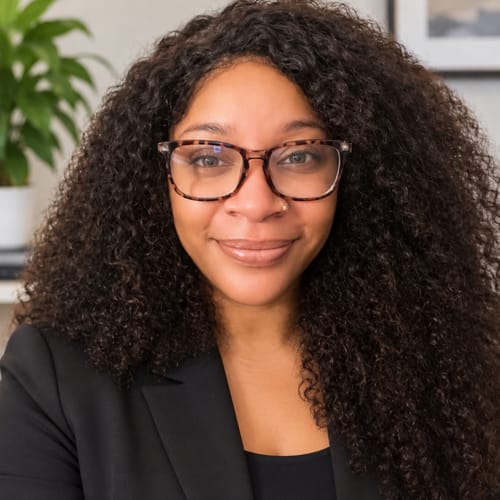 Headshot of Alexis Jordan, LMFT