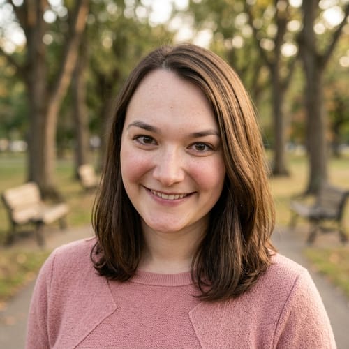 Headshot of Jacqueline Machamer, LCSW