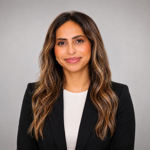 Headshot of Karolynne Larrea, LMHC