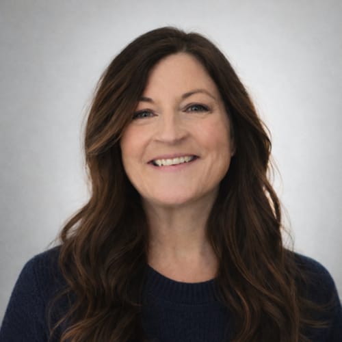 Headshot of Bobbi Jo Hamilton, LCSW