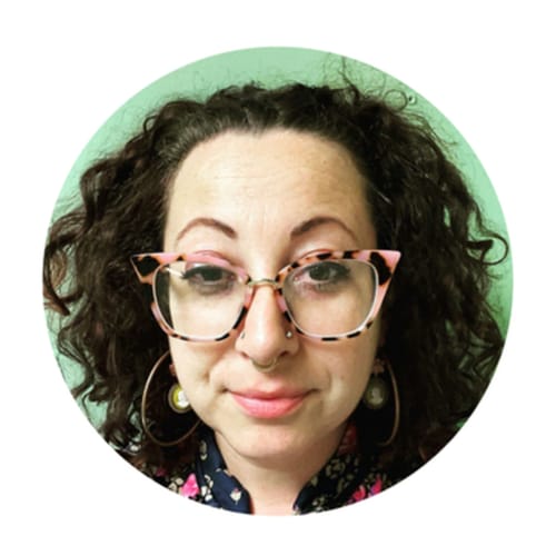 Headshot of Leah Yarmus, LCSW