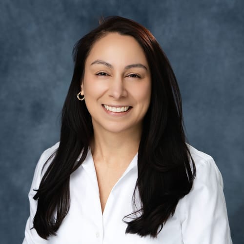 Headshot of Paulina Santibanez, LCSW
