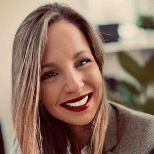 Headshot of Stefanie Staggs, LICSW
