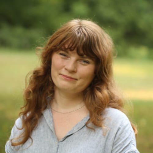 Headshot of Emma Grady-Pawl, LCSW