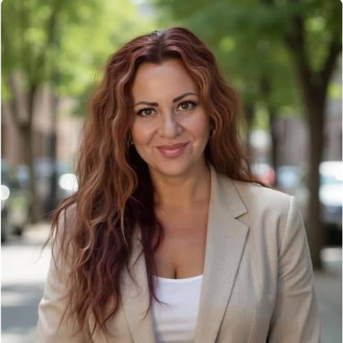 Headshot of Erin Spielman, LCSW