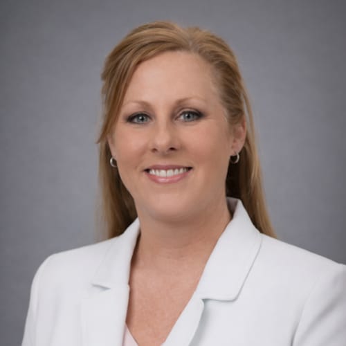 Headshot of Lori Dixon, APRN