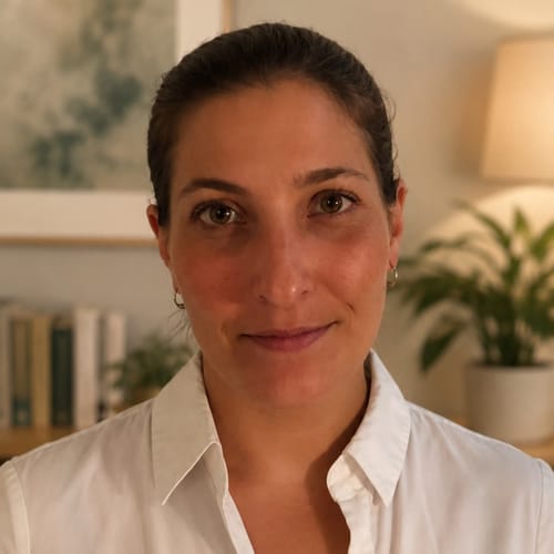 Headshot of Sasha Nicolle, LMHC