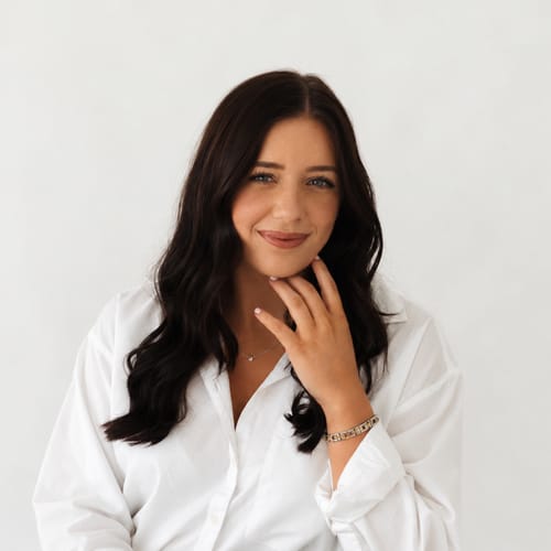 Headshot of Lindsey O'Ferrell, LCSW