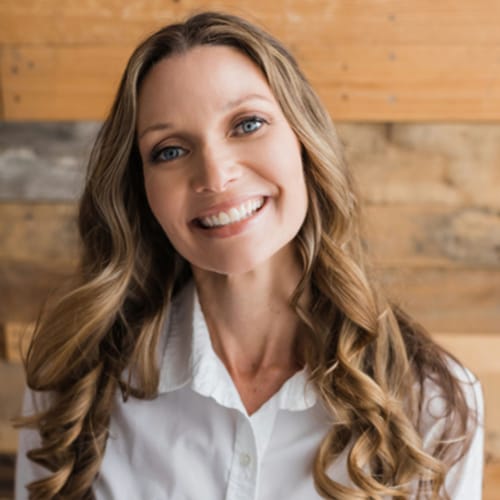 Headshot of Melissa Quinn, LMHC