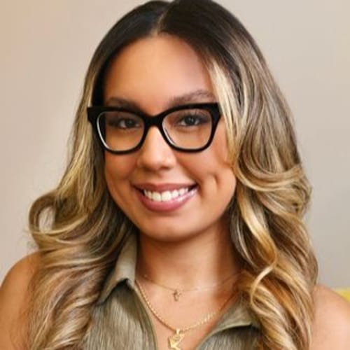 Headshot of Yessenia Ayala, LMFT