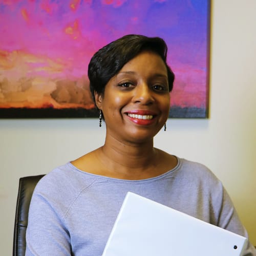 Headshot of Ebony Kimario, LCSW