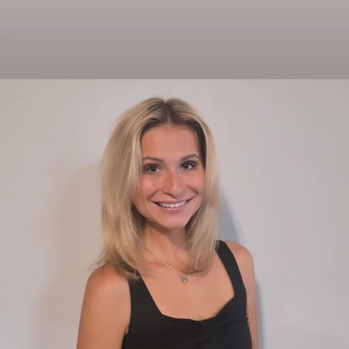 Headshot of Allison Gillon, LPC