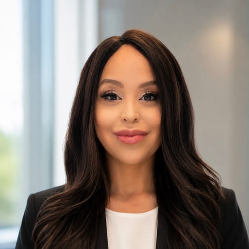 Headshot of Marina Sabia, LCSW