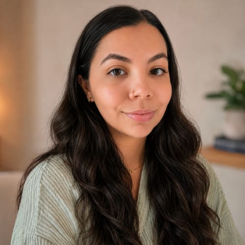 Headshot of Michelle Roche, LMHC