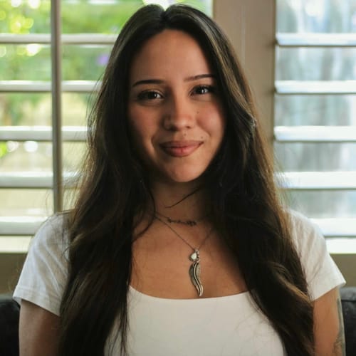 Headshot of Bethany Elton, LMFT