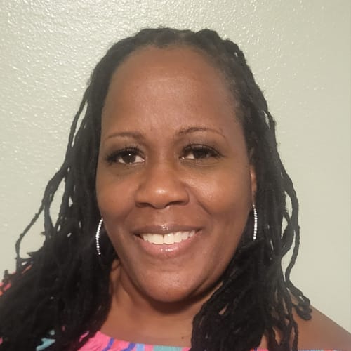 Headshot of Tara Dixon, LCSW