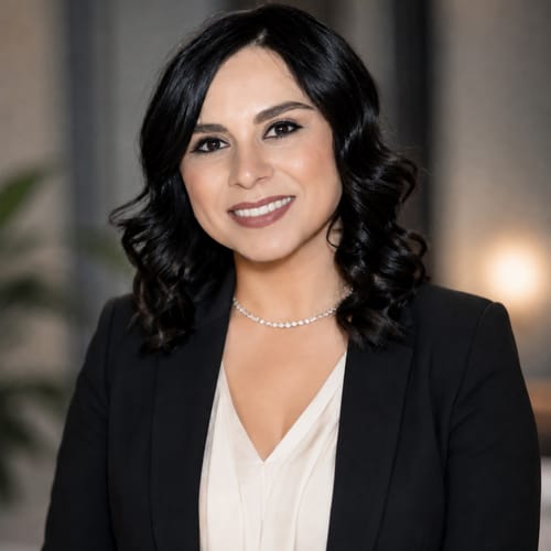 Headshot of Marianna Hovsepyan, LMFT