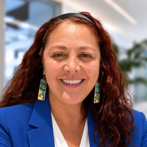 Headshot of Magaly Bailon, ARNP