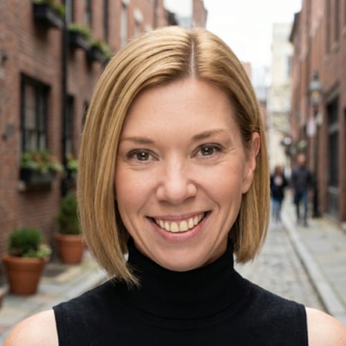 Headshot of Courtney Vaughan, LCSW_C