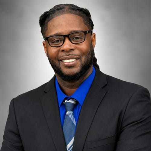 Headshot of Deondre Morris, LMSW