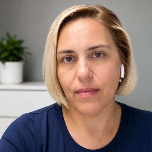 Headshot of Alina Zorina, LCSW