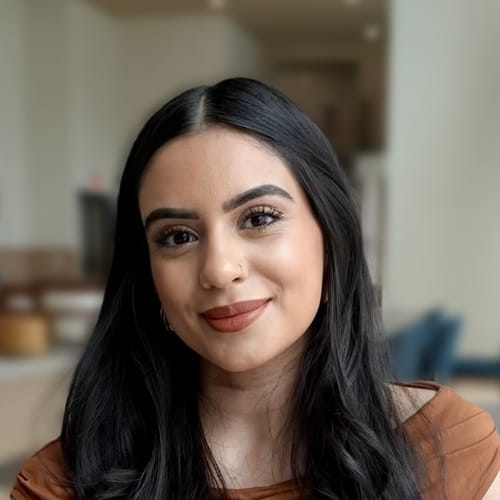 Headshot of Aalia Saleem, LICENSED_PSYCHOLOGIST