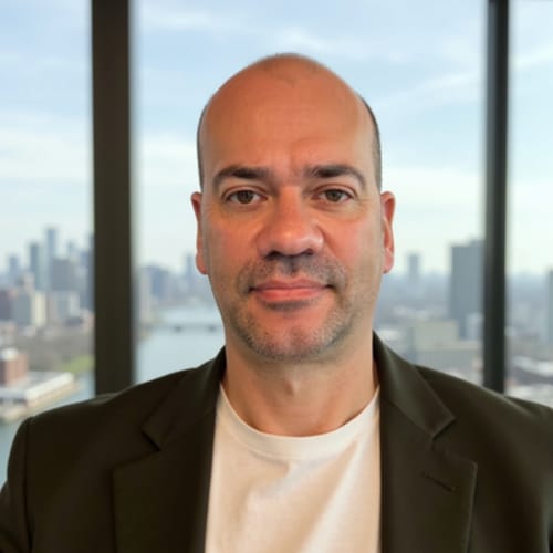 Headshot of Justin Eldridge, LCSW