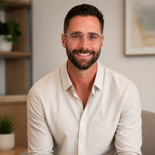 Headshot of Connor Evans-Green, LICSW