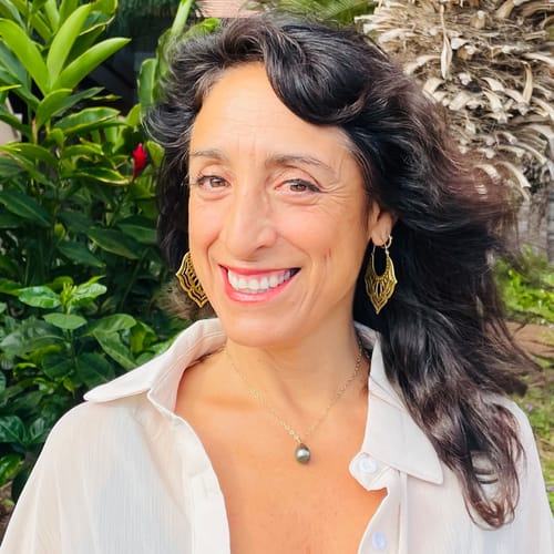 Headshot of Jennevieve Ybarra, LMHC