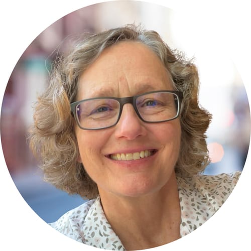 Headshot of Alouette Mayer, LCSW