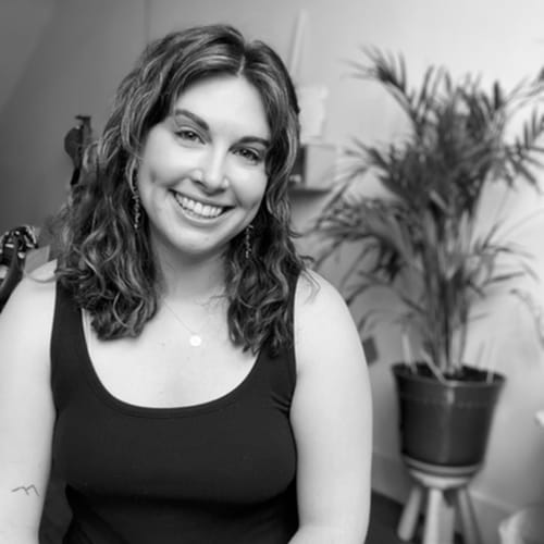 Headshot of Megan Fasola, LMHC