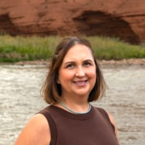 Headshot of Shylo Robertson, LCSW