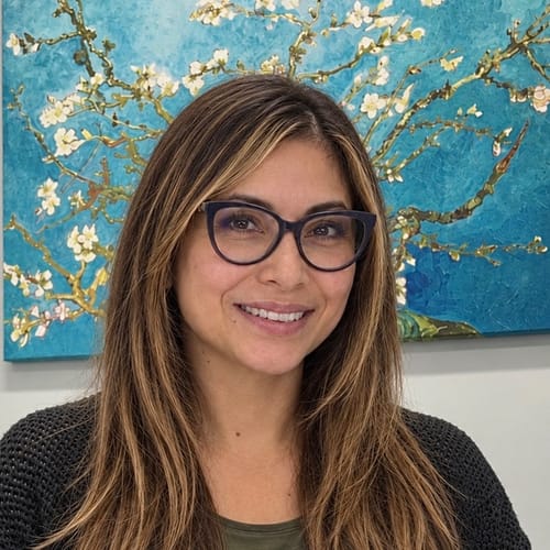 Headshot of Elizabeth Mojica, NP