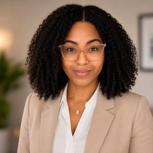 Headshot of Crystol DeJohnette, LCSW