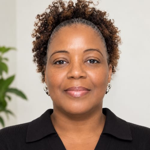 Headshot of Yolanda Townes, LPC