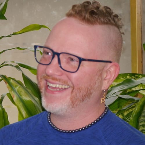 Headshot of Jordan DeGraftenreed, LPC