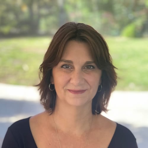 Headshot of Jennifer Gustafson, LMFT
