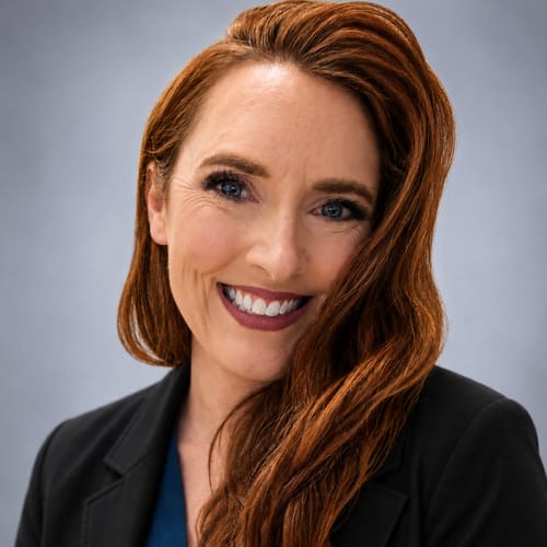 Headshot of Julia Sanderson, LPC
