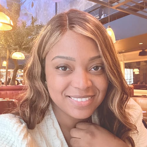Headshot of Shanava Gedeon, APRN