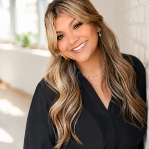 Headshot of Samantha Lozano, LPC