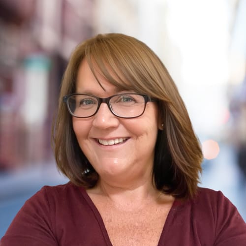 Headshot of Lisa De La O, LMFT