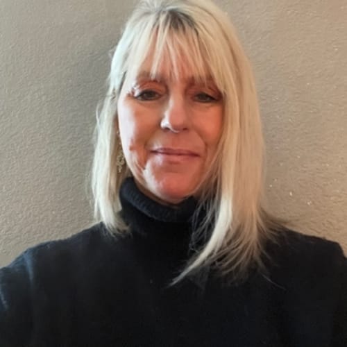 Headshot of Roberta Elledge, LMFT