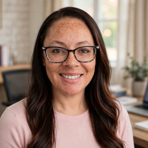 Headshot of Sharmaine Courtney, LCSW