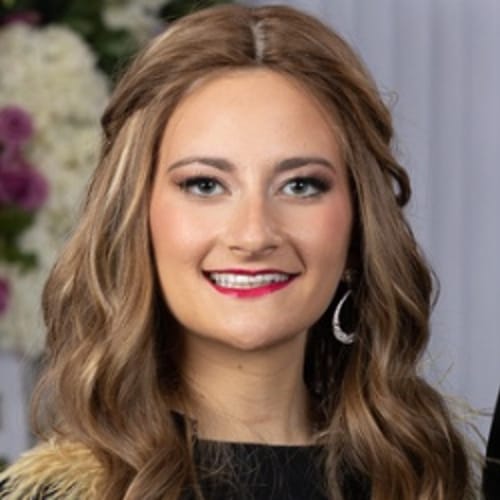 Headshot of Rosa Bennett, LCSW_C