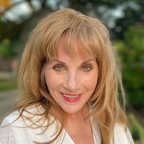 Headshot of Pamela Smith, LCSW