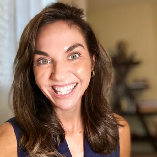 Headshot of Kristen Riordan, LMHC