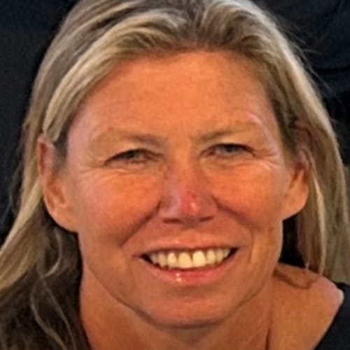 Headshot of Suzanne Kajunski, LMHC