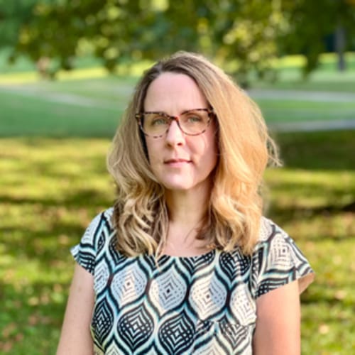 Headshot of Shannon Love, LCPC